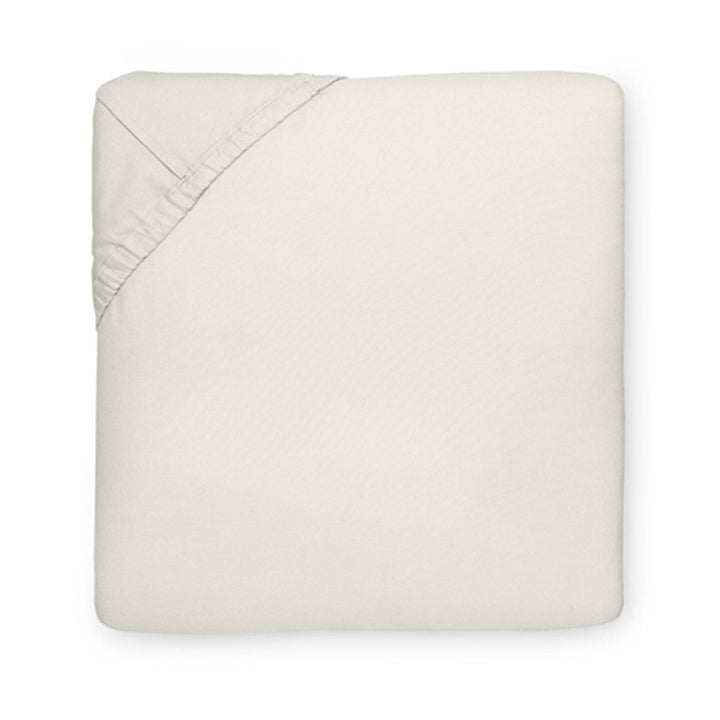 Giza Percale Fitted Sheet. Ivory